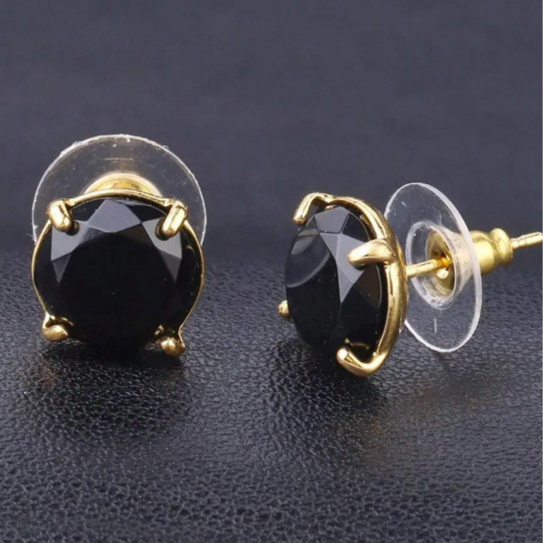 Black Agate Round Stud Earrings (Claw Setting)