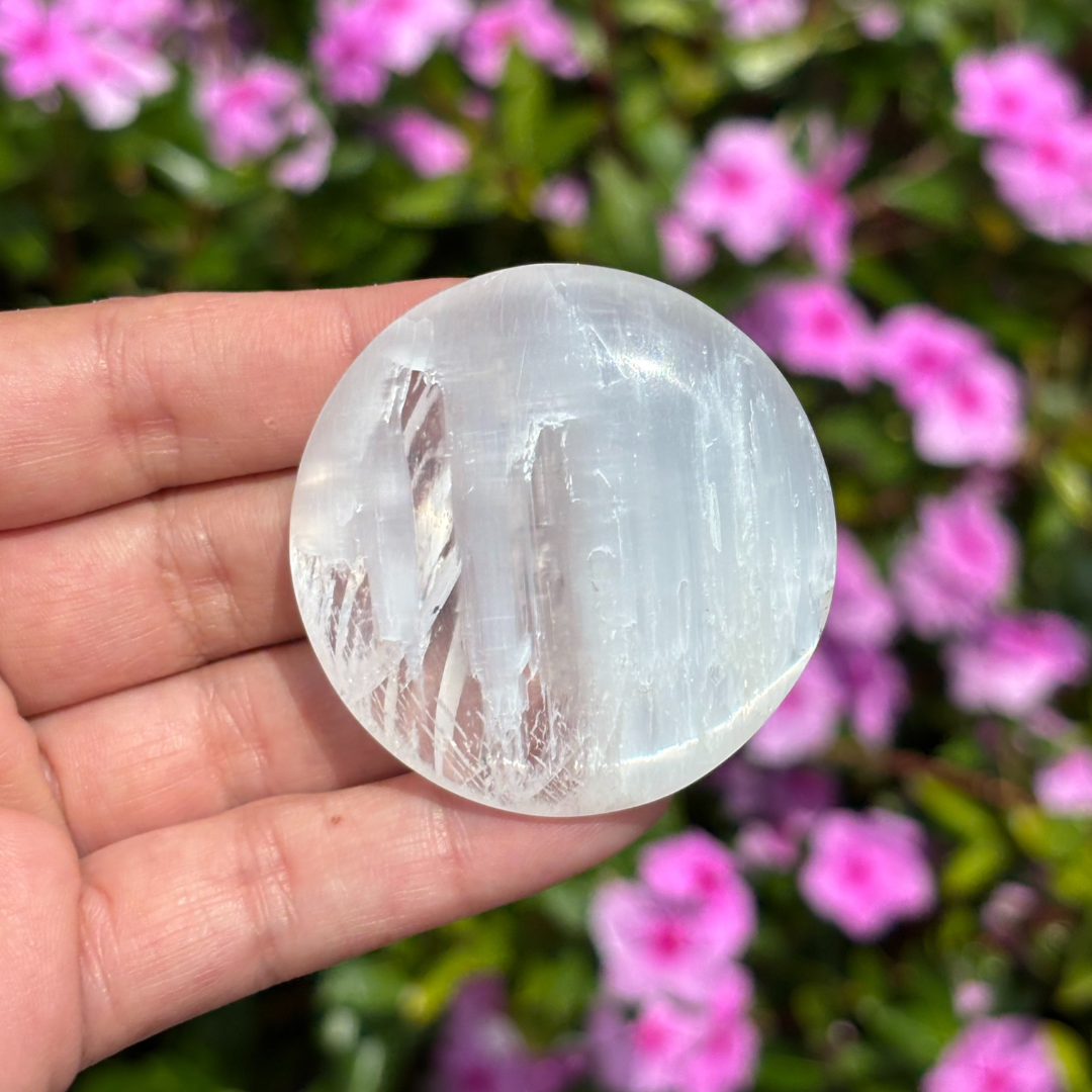 Selenite Round Palm Stone